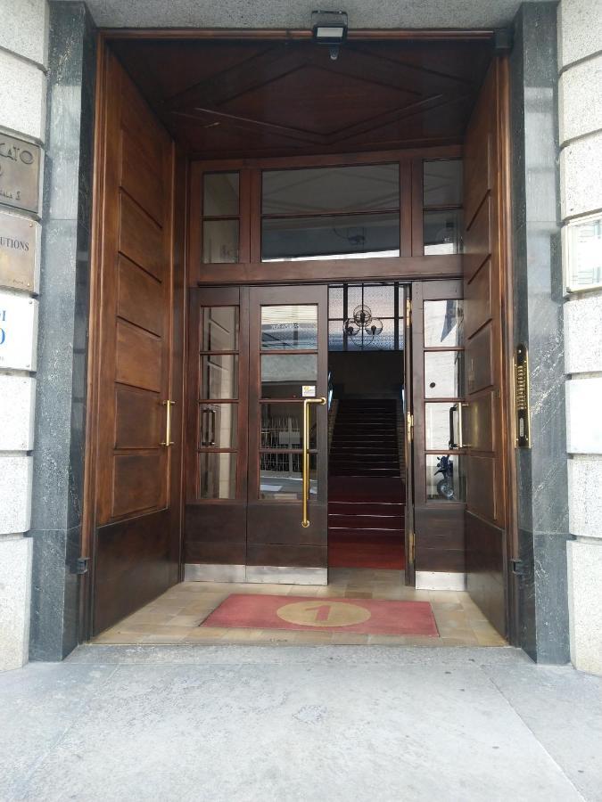Domus Nova - Una Finestra Sui Tetti Torino Kültér fotó